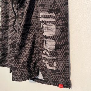 2 Pood Men’s XL shorts 9inch -Limited Edition